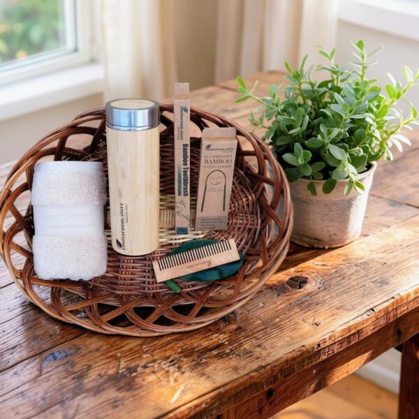 Root to Room Eco Travel Kit for Men